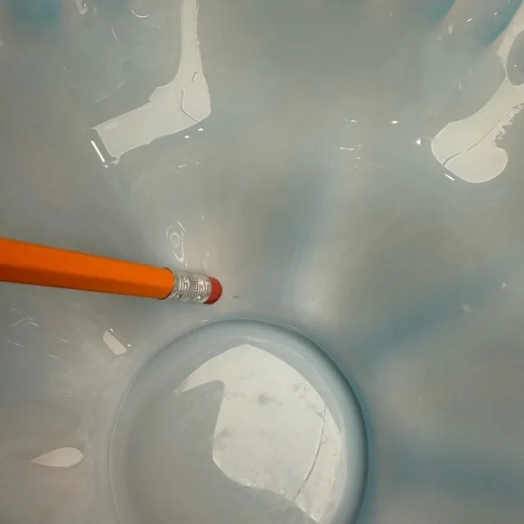 Vintage Bride's Basket Blue Fenton Ruffled Edges Bowl with Metal Holder - Picture 16 of 17